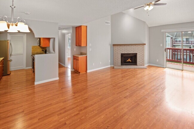 Photo - 338 Shirleyridge Drive