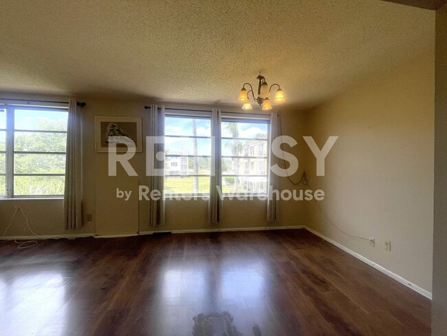 Building Photo - Clearwater Condo 2/2 1400 SQFT Top Of The World