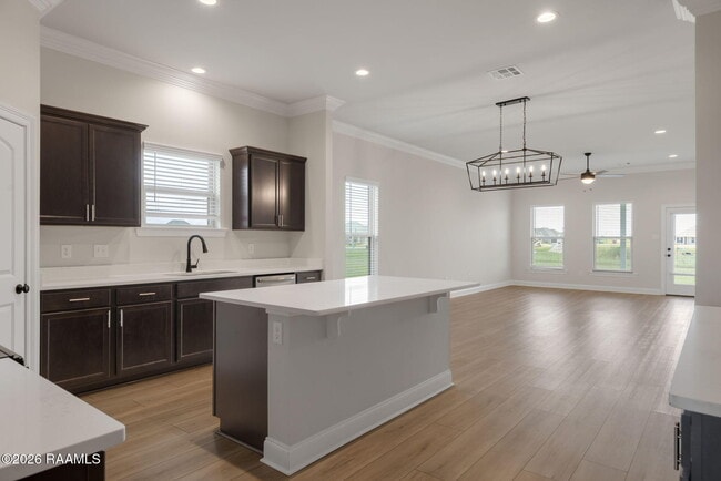 Photo - 106 Bejeweled Ave