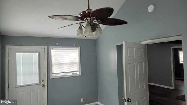 Building Photo - 22719 Lagoon Dr