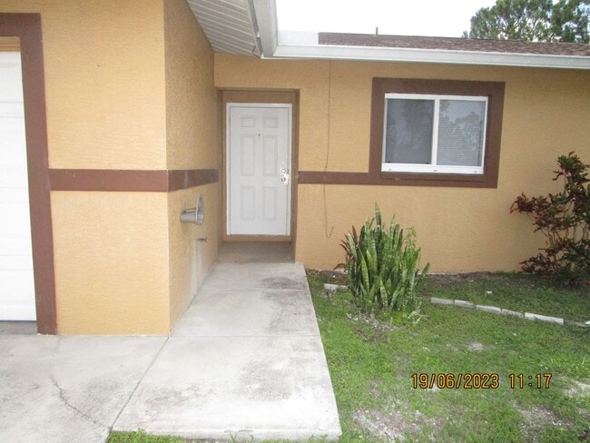Photo - HALF OFF FIRST MONTHS RENT for Lehigh Duplex