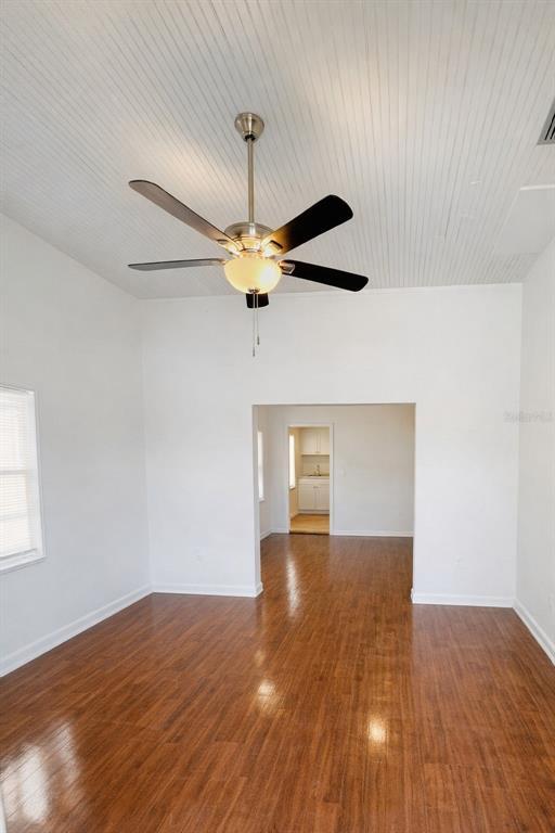 Photo - 2507 N Armenia Ave