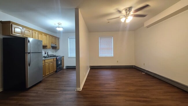 Building Photo - 134 71st St Unit 1