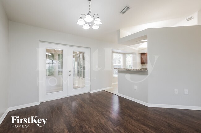 8285 Tahiti Rd