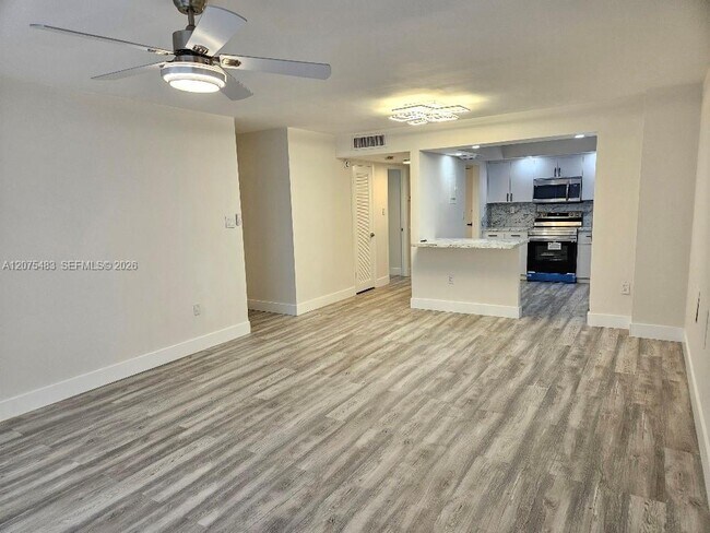 Photo - 18021 Biscayne Blvd Unit 1903
