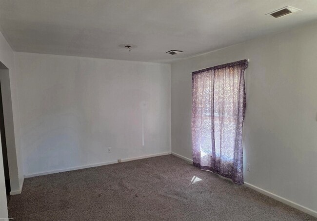 Photo - 23209 Detour St