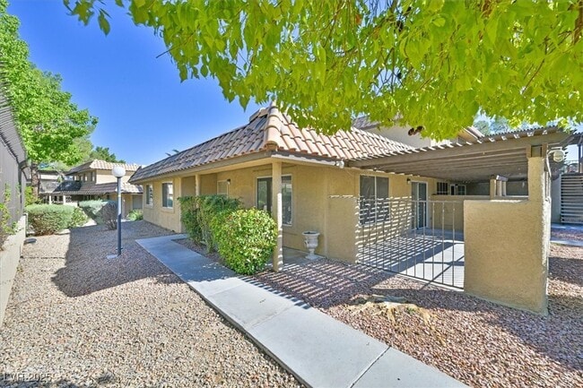 Building Photo - 1802 Plum Ct Unit n/a Rental