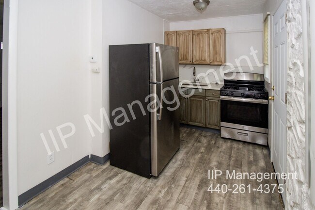 Photo - 450 Kenwood Dr