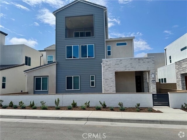 Building Photo - 182 Proctor Rental