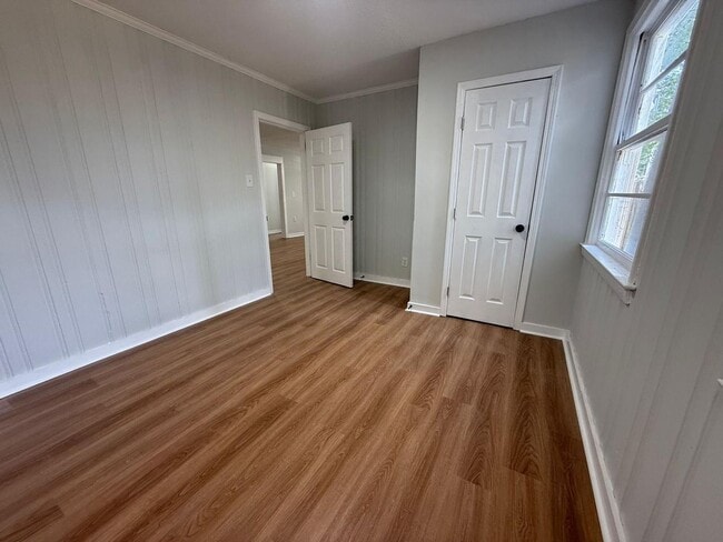 2634 Highland Ave