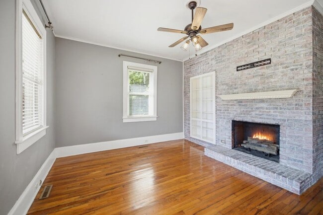 Photo - 108 Cullum St