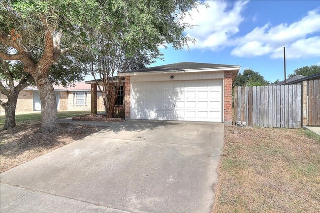 Photo - 7833 Wolverine Dr