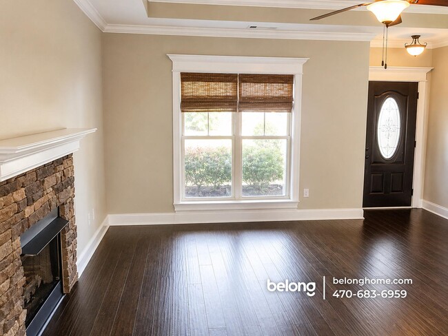 Photo - 312 Loneoak Trl