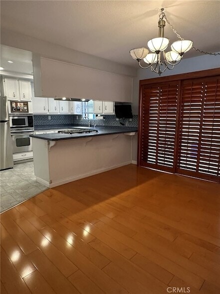 Photo - 676 Shepard St