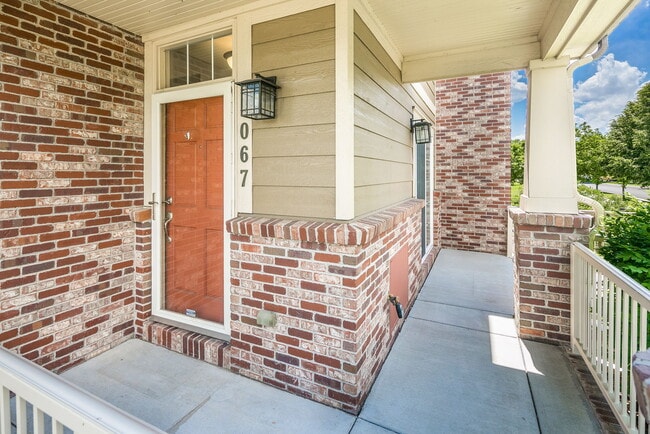 Photo - 1067 Uinta Way