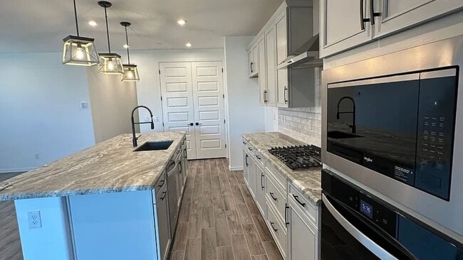 Building Photo - Beautiful Vistancia Home