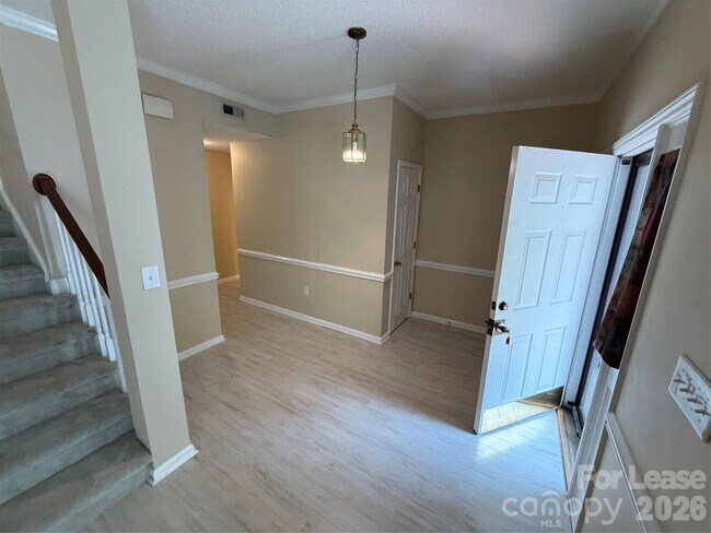 Photo - 9423 Fairmead Dr