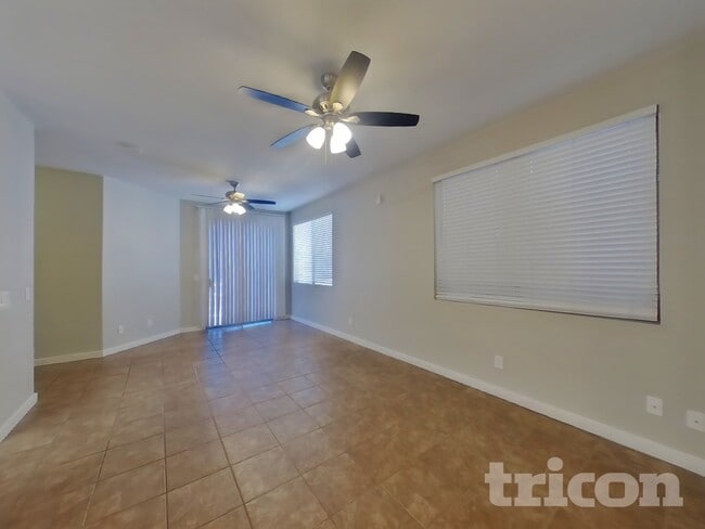 Photo - 1607 W Lydia Ln