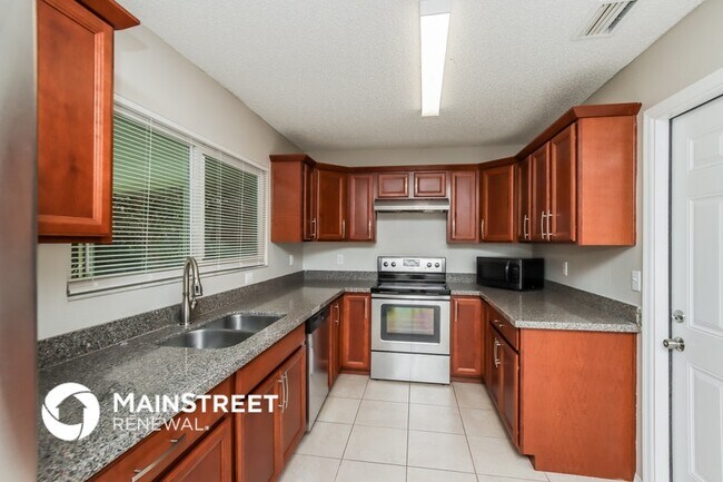 Photo - 844 Sorrel St NW