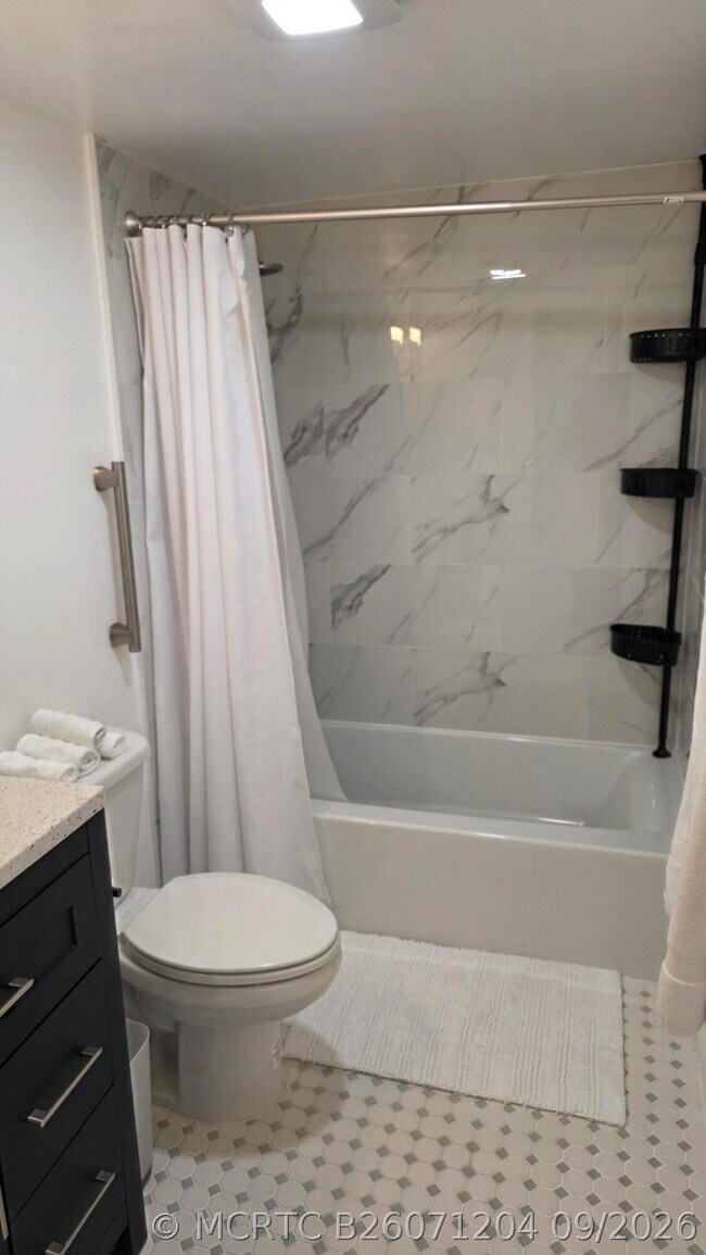 Photo - 319 Lake Frances Dr Unit 319