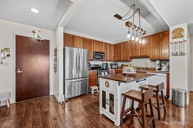 Photo - 125 Lakeview Dr Unit 403