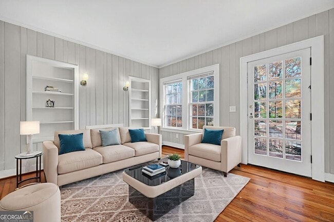 Building Photo - 444 Burlington Rd NE Unit 2