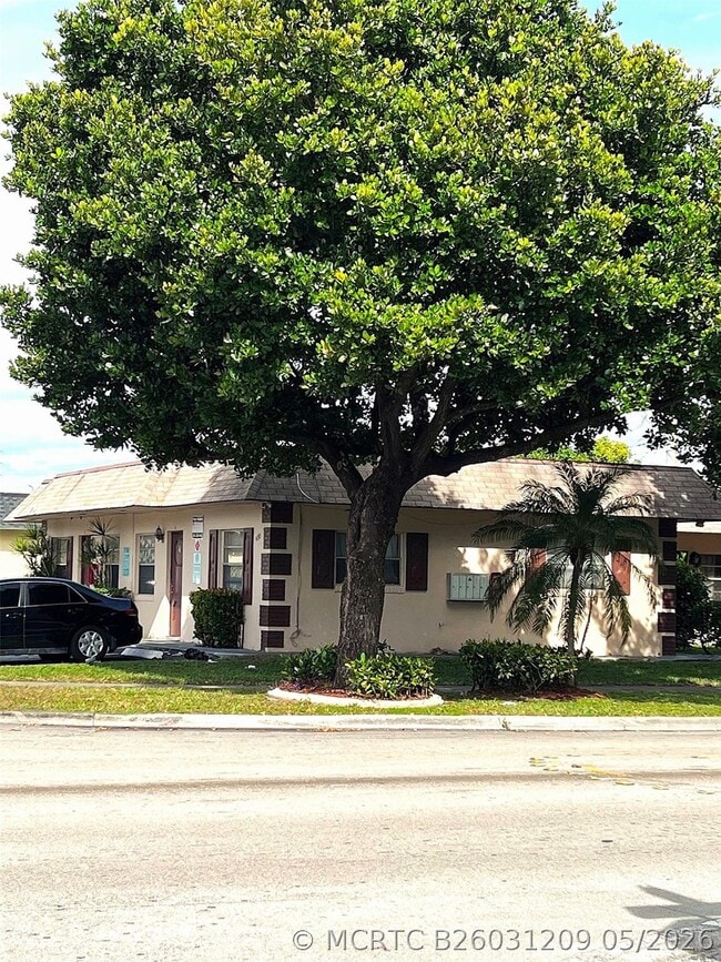 Building Photo - 4130 NW 31st Terrace Unit 1