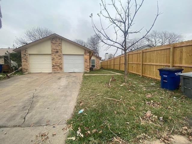 Building Photo - 1016 Fieldwood Dr Unit B