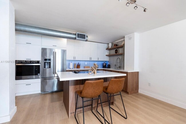 Photo - 6801 Indian Creek Dr Unit 708