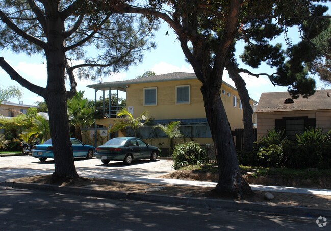 Photo - 1237-1239 Hornblend St