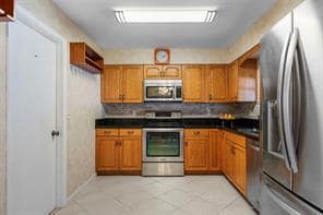 Photo - 198 NE 2nd Pl