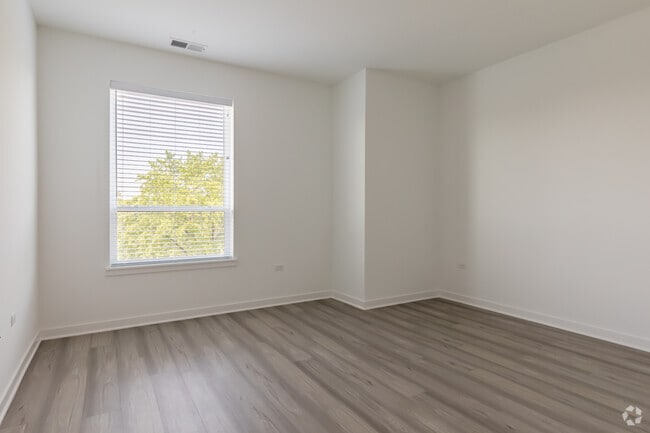 2BR, 2BA - Bedroom