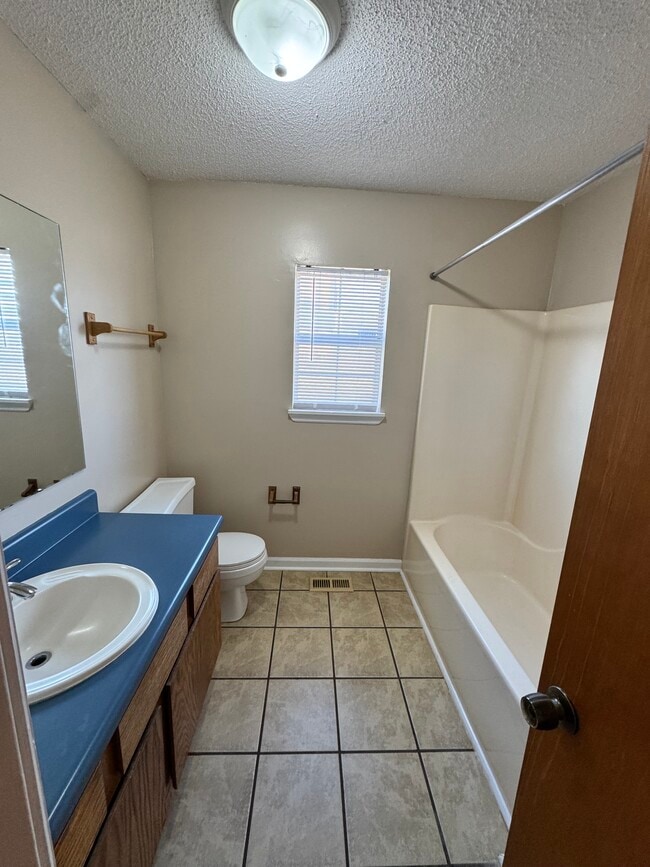 Photo - 1120 Garfield St