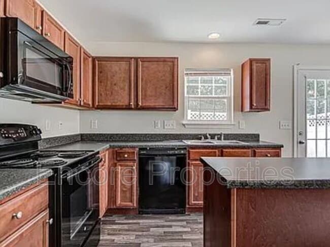 Photo - 4293 Youngstown Dr