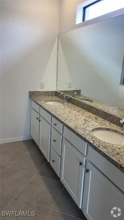 Building Photo - 14845 Palamos Cir Rental