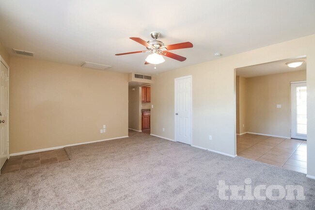 Photo - 5017 W Sierra Vista Dr