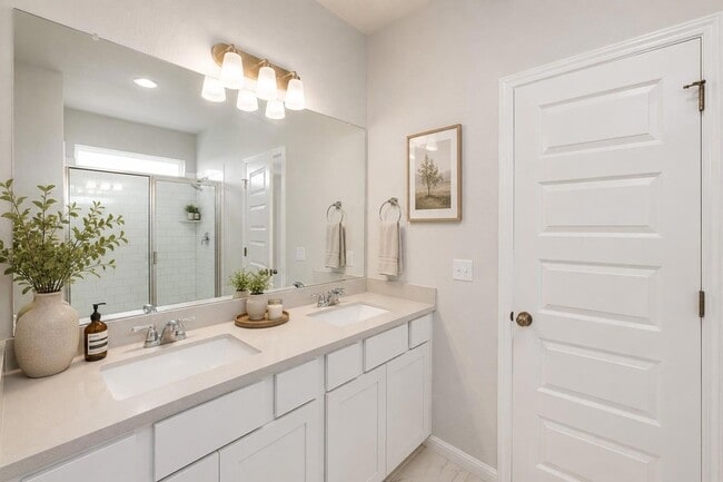 Photo - 301 Elm Br Trl