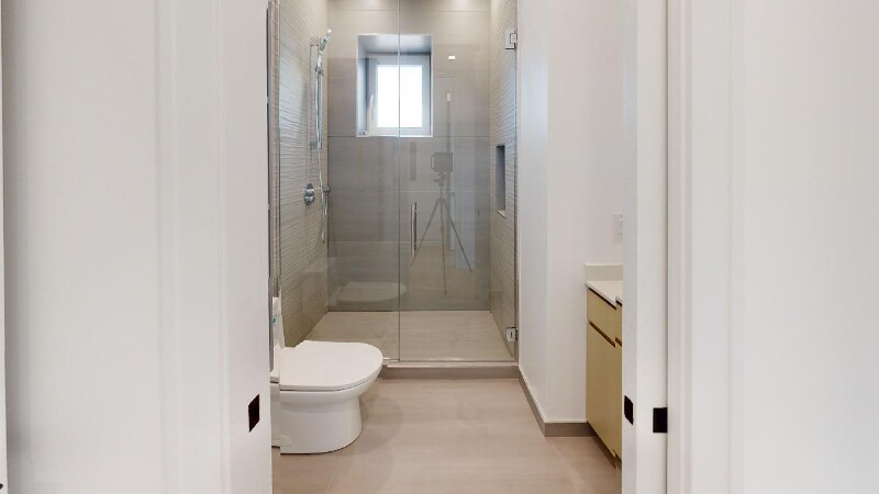 Photo - 123 S Green St