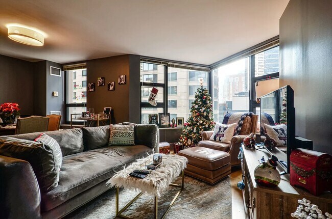 Photo - 401 E Ontario St Condo Unit 606