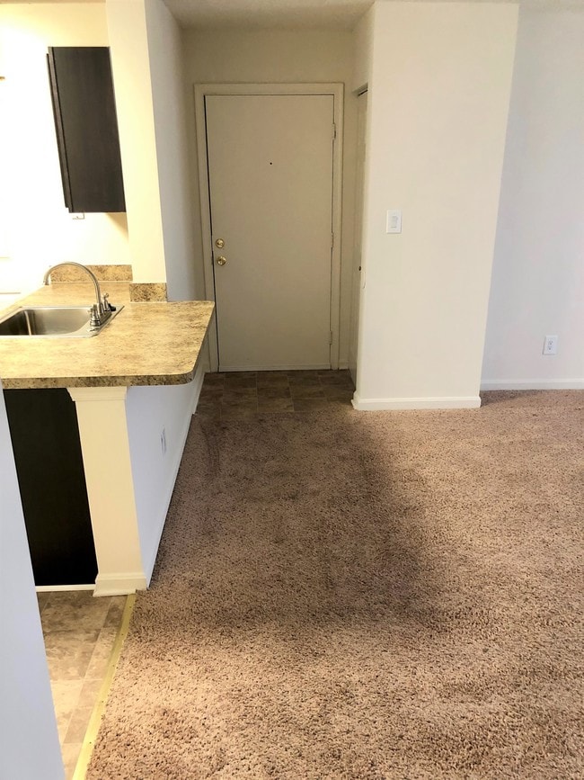 Photo - Lakewood Apartments