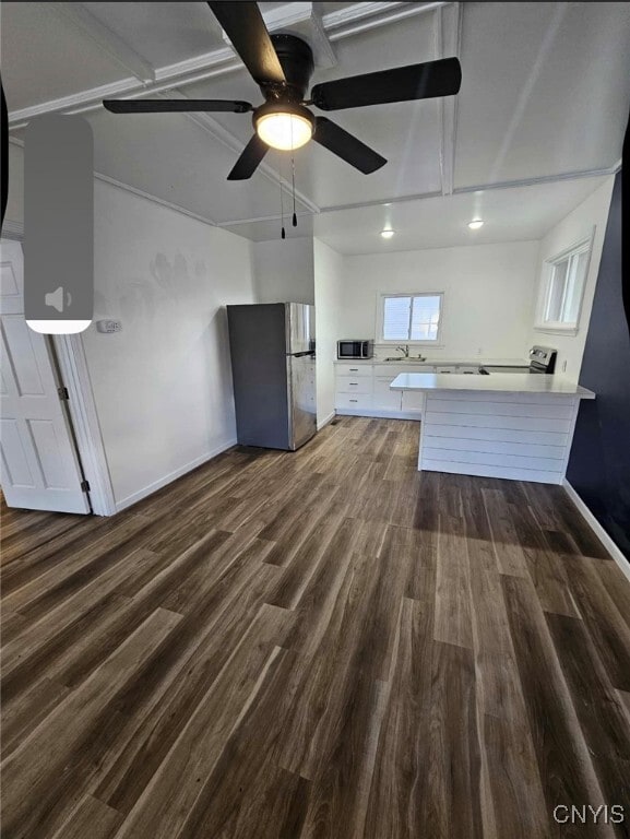 Photo - 123 N School St