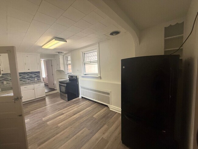 Photo - 113 W Main St Unit 113 W Main 2nd Fl