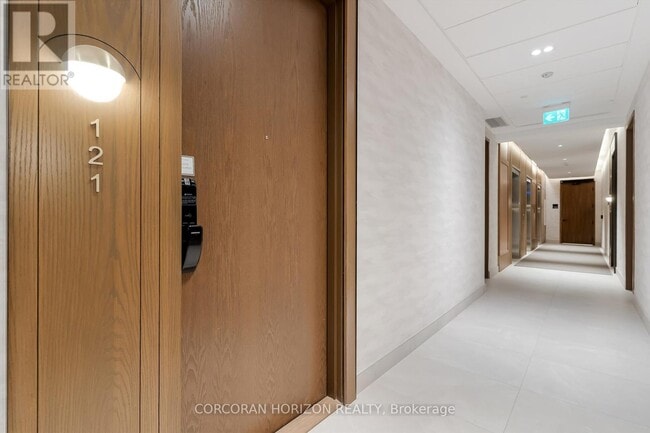 Photo - 3240 William Coltson Ave Unité 121