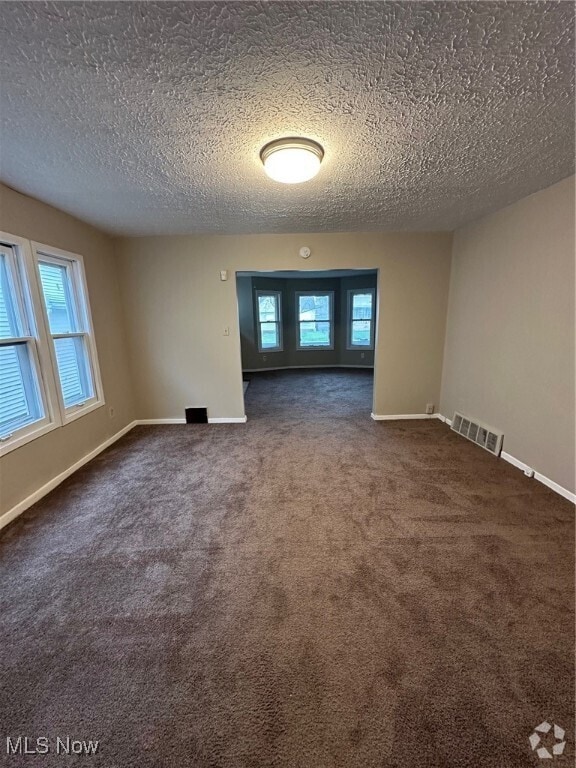 Building Photo - 3700 E 153rd St Unit 1 Down Rental