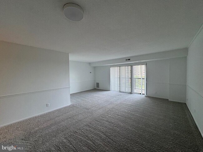 Photo - 8350 Greensboro Dr Unit 402