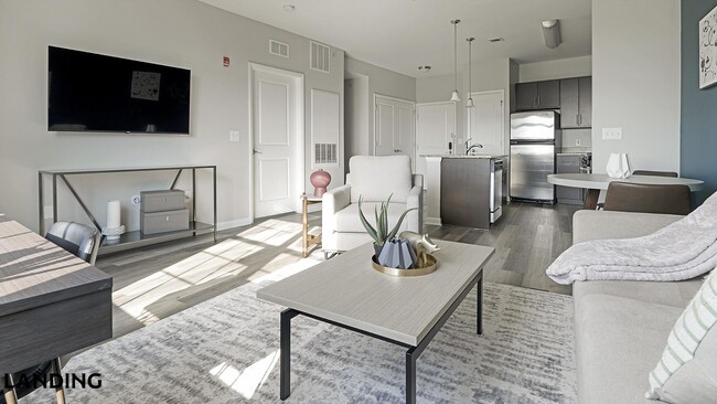 302 Constitution Ave Unit B3-423