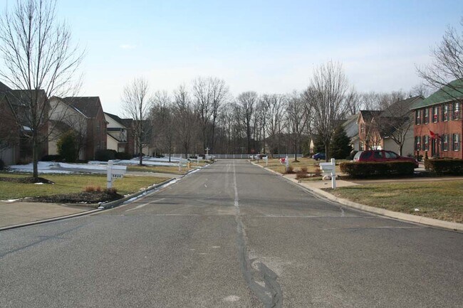 Photo - 5853 Honors Ct