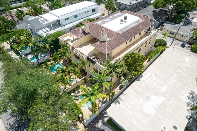 Photo - 1206 NE 1st St