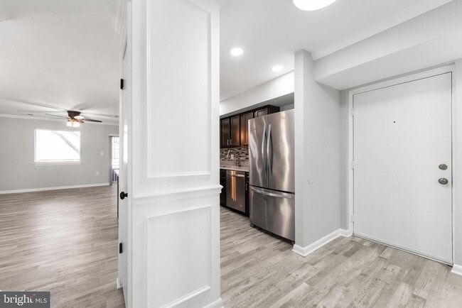 Photo - 8103 Greenspring Way Unidad 8103-D