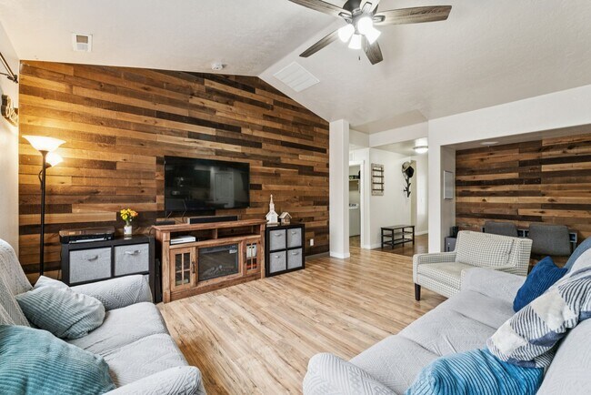 Photo - Spacious 4 Bed + Bonus | 3 Bath | 2,760 Sq Ft | Star, Idaho
